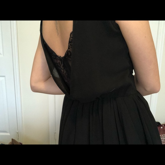 DYNAMITE Black Lace Dress - Picture 4 of 6